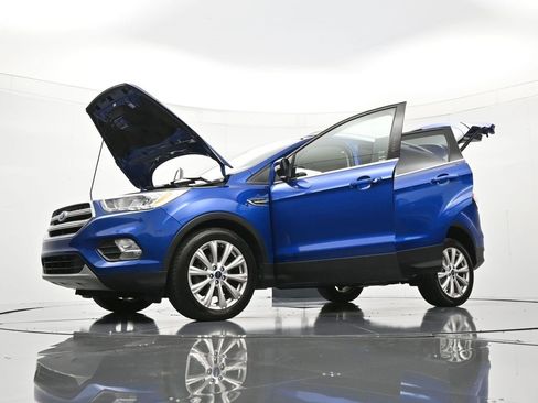 Used 2017 Ford Escape Titanium image 49