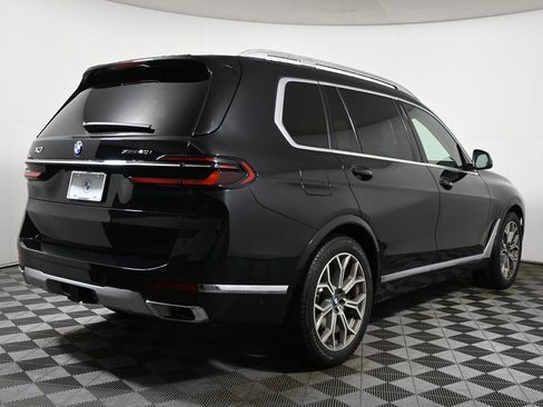 Certified 2023 BMW X7 xDrive40i w/ Premium Package image 7
