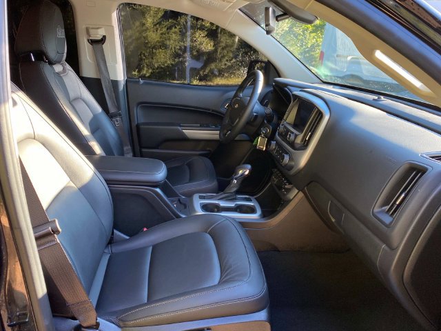 Used 2022 Chevrolet Colorado ZR2 w/ Colorado ZR2 Bison Edition AWD/4WD image 35