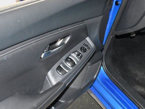 Used 2025 Nissan Sentra SV FWD image 25