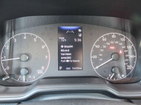 Used 2025 Toyota Corolla SE image 23