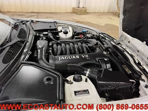 Used 1998 Jaguar XK8 Convertible image 9