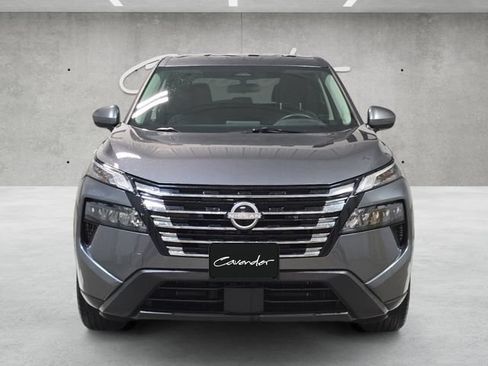 Used 2025 Nissan Rogue SV FWD image 18