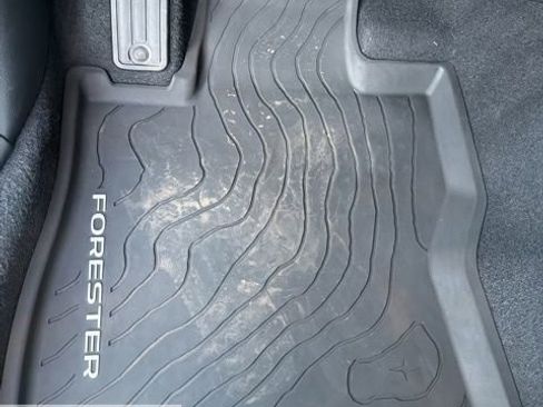 Certified 2025 Subaru Forester Premium image 39