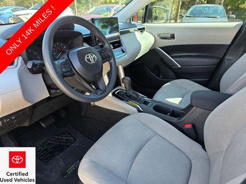 Used 2025 Toyota Corolla Cross L image 26
