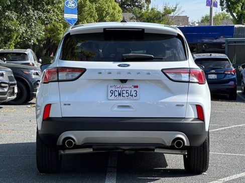 Certified 2022 Ford Escape SE FWD image 5