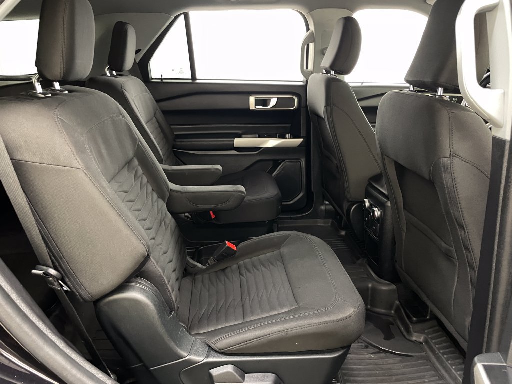 Used 2021 Ford Explorer XLT AWD/4WD image 42