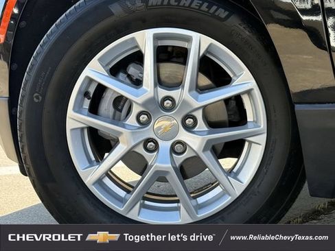 Used 2024 Chevrolet Equinox LT FWD image 9