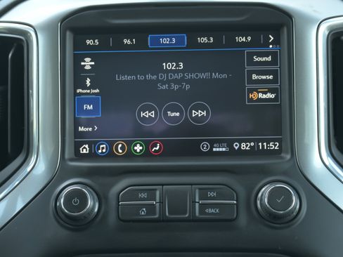 Used 2020 Chevrolet Silverado 1500 LT w/ All-Star Edition image 16