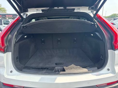 Certified 2023 Cadillac XT4 Premium Luxury FWD image 8
