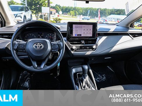 Used 2023 Toyota Corolla LE image 28