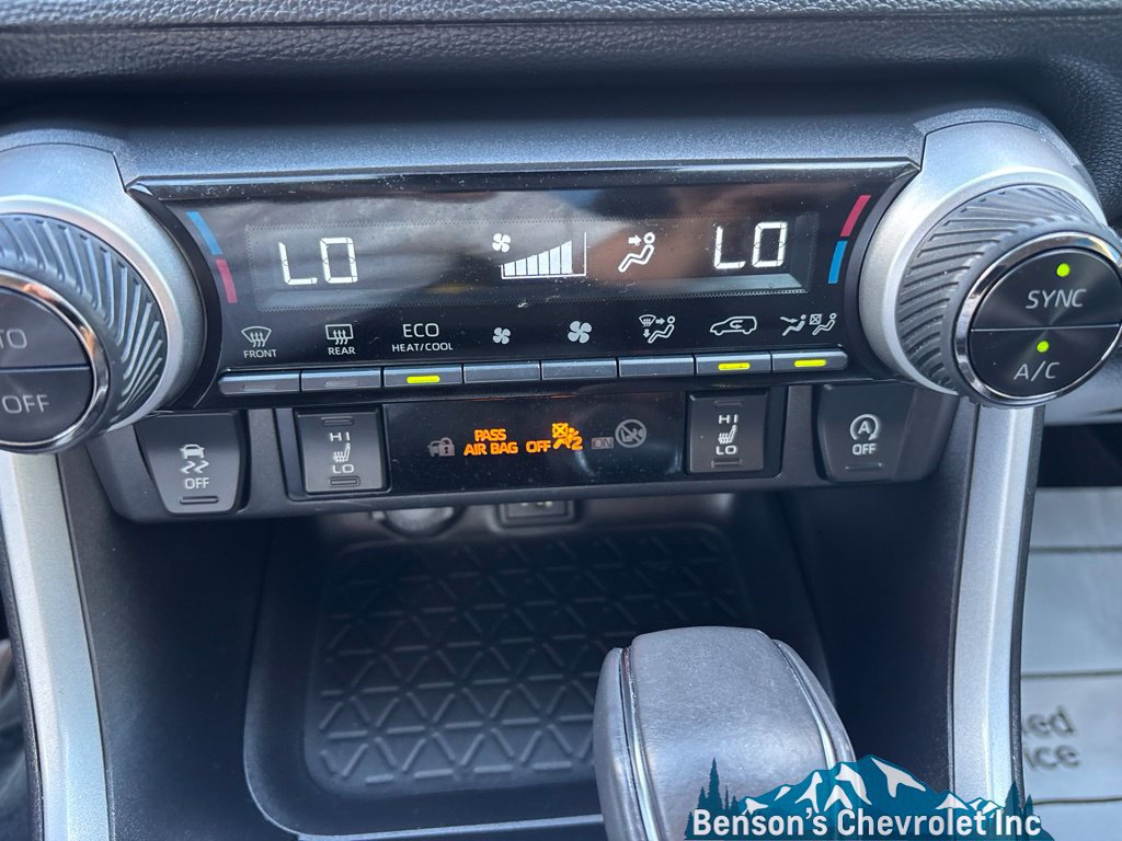 Used 2023 Toyota RAV4 XLE Premium AWD/4WD image 38