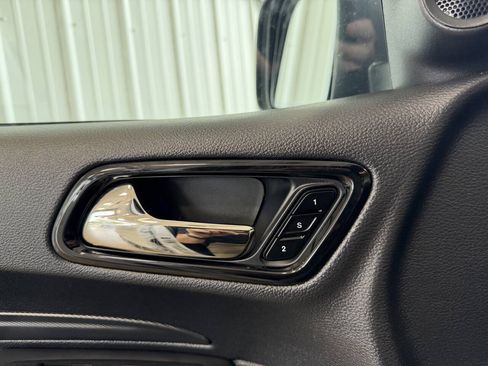 Used 2023 Dodge Durango GT AWD/4WD image 32