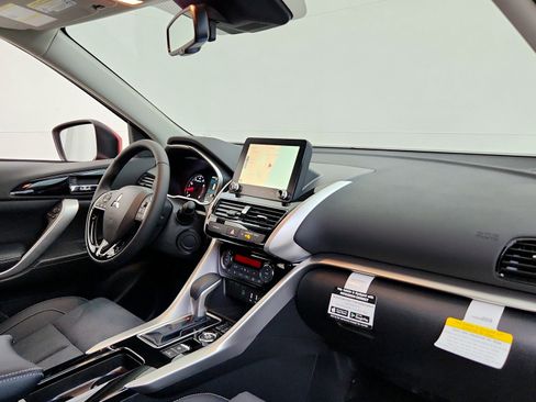 Used 2025 Mitsubishi Eclipse Cross SE AWD/4WD image 30