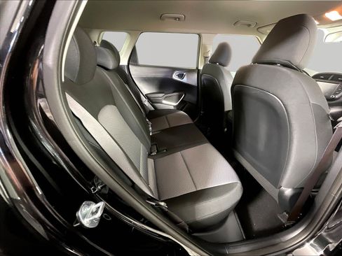 Used 2023 Kia Soul LX FWD image 24