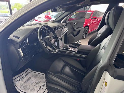 Used 2019 Audi Q8 Premium w/ Convenience Package image 7