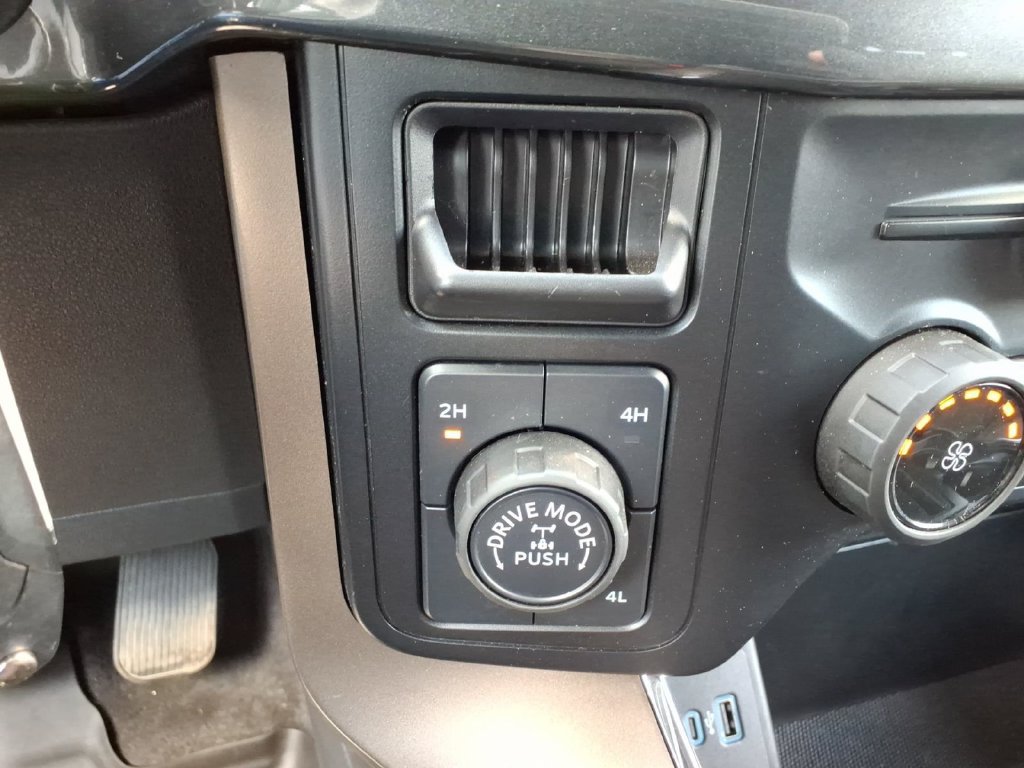 Used 2024 Ford F150 STX w/ Equipment Group 201A FX4 AWD/4WD image 27