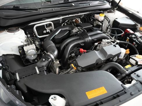 Used 2018 Subaru Outback 2.5i Touring AWD/4WD image 57