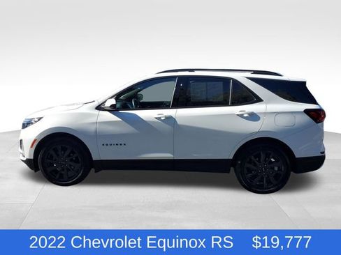 Certified 2022 Chevrolet Equinox RS w/ LPO, Floor Liner Package image 2