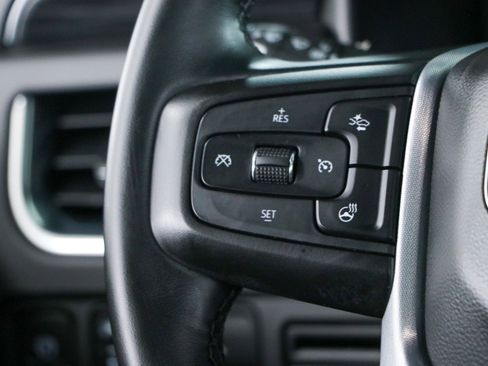 Used 2023 GMC Yukon SLT w/ SLT Premium Package AWD/4WD image 14