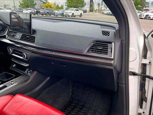 Used 2021 Audi SQ5 Prestige w/ Prestige Package AWD/4WD image 17