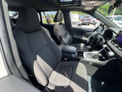 Used 2023 Toyota RAV4 SE w/ Weather & Moonroof Package AWD/4WD image 26