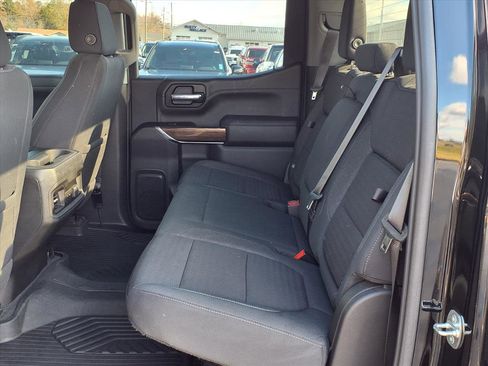 Used 2021 Chevrolet Silverado 1500 LT Trail Boss w/ LPO, Dark Essentials Package image 11