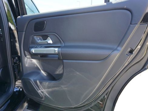 New 2025 Mercedes-Benz GLB 250 4MATIC image 55