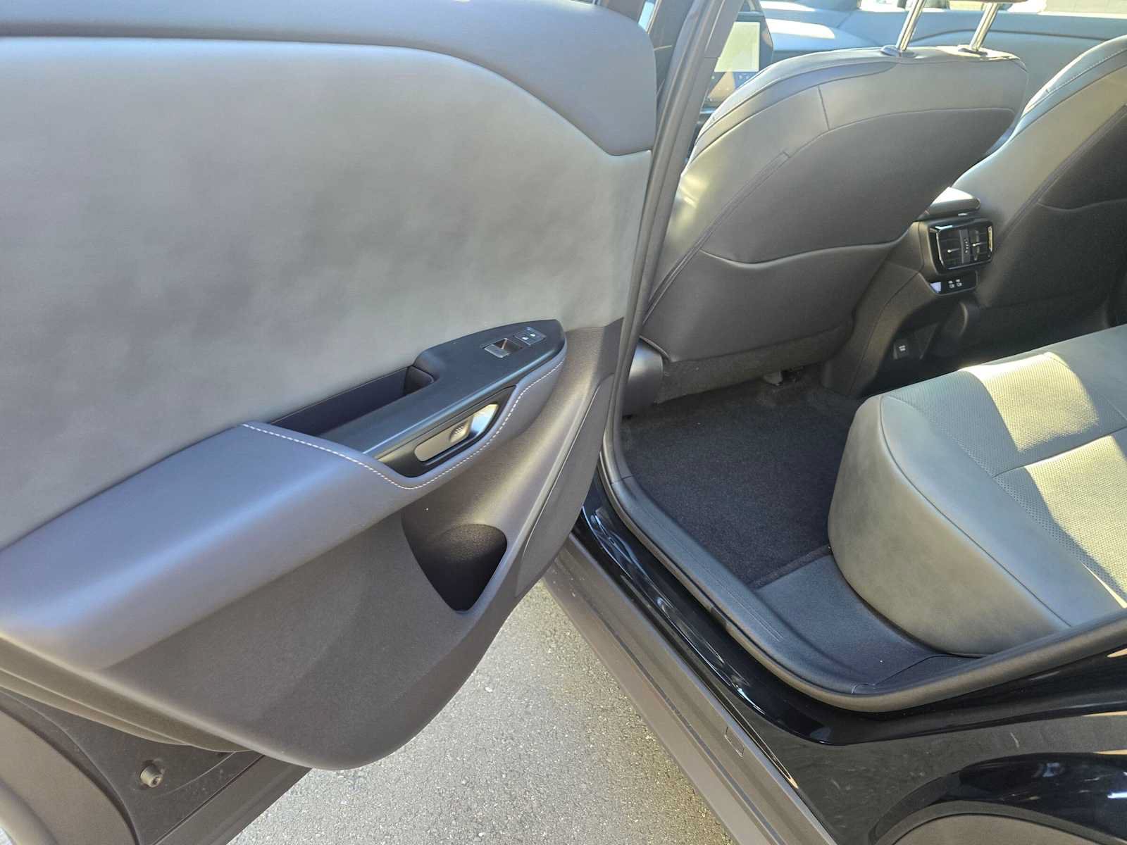 Certified 2026 Lexus RZ 350e 2WD image 17