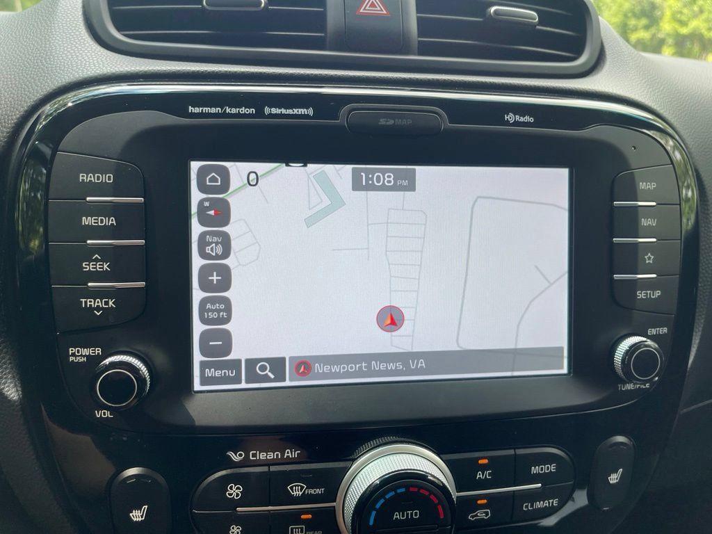 Used 2018 Kia Soul ! w/ Tech Package FWD image 23