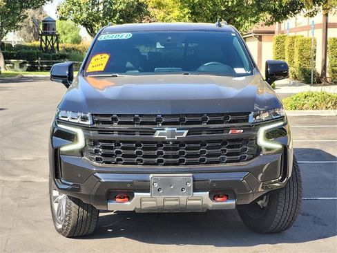 Used 2023 Chevrolet Tahoe Z71 w/ Luxury Package image 3