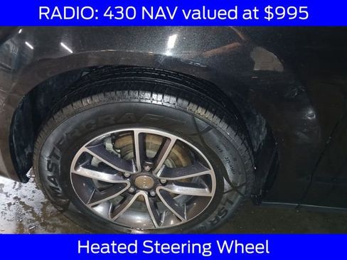 Used 2017 Dodge Grand Caravan SXT w/ Driver Convenience Group FWD image 4