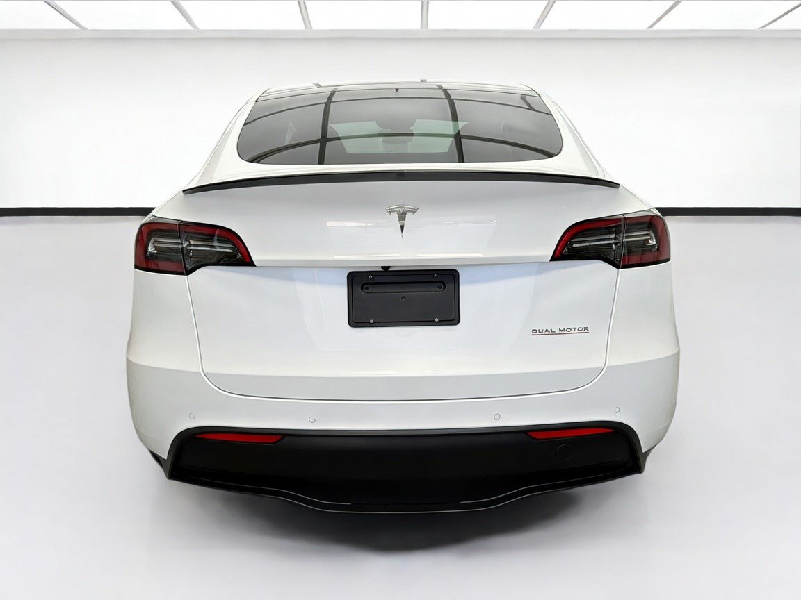Used 2022 Tesla Model Y Performance AWD/4WD image 5