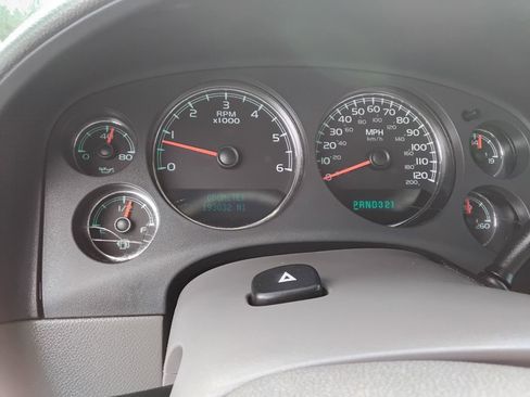 Used 2008 Chevrolet Avalanche LT w/ LT Preferred Equipment Group image 13