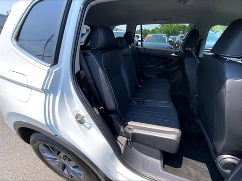 Used 2023 Volkswagen Tiguan SE FWD image 22