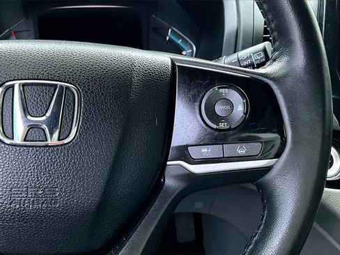 Used 2023 Honda Odyssey Touring image 17