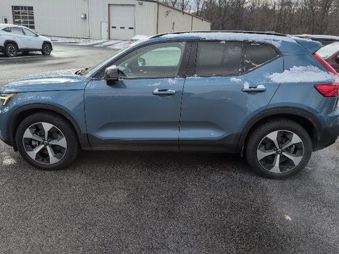 Used 2023 Volvo XC40 B5 Plus w/ Driver Assist Package image 13