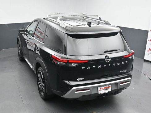 Used 2024 Nissan Pathfinder Platinum w/ Cargo Package image 25