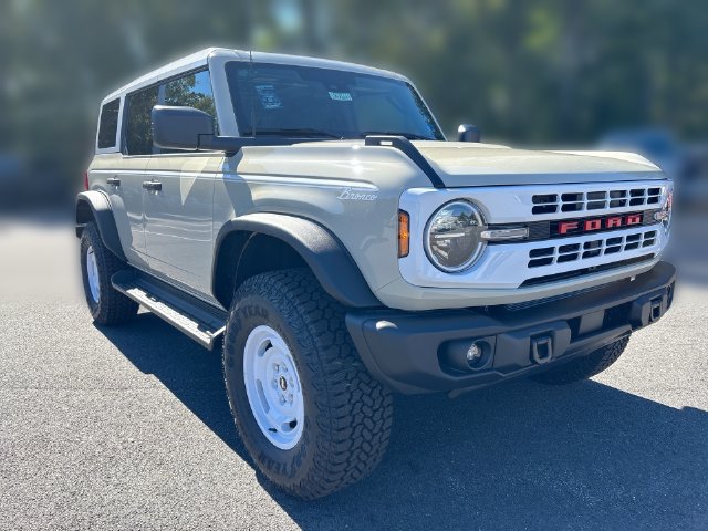 New 2026 Ford Bronco Heritage Edition AWD/4WD image 2