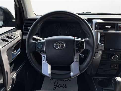Used 2022 Toyota 4Runner SR5 Premium image 12