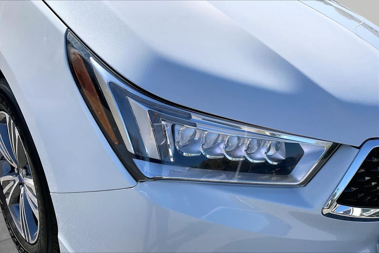Used 2020 Acura MDX SH-AWD image 26