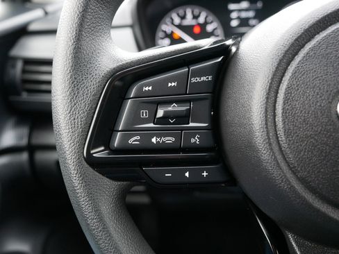 Used 2024 Subaru Crosstrek 2.0i Premium image 31