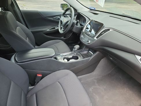 Used 2024 Chevrolet Malibu LT FWD image 10