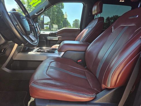 Used 2019 Ford F250 Platinum w/ Platinum Ultimate Package AWD/4WD image 11