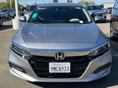 Used 2020 Honda Accord LX image 2