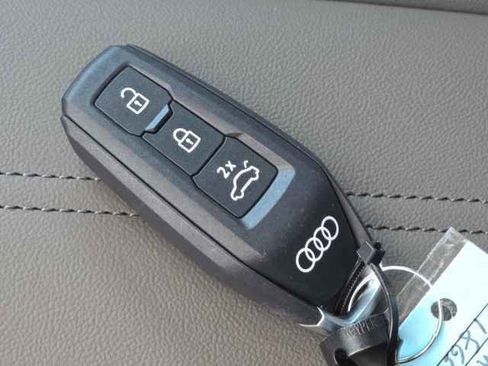 New 2025 Audi Q5 Premium image 39