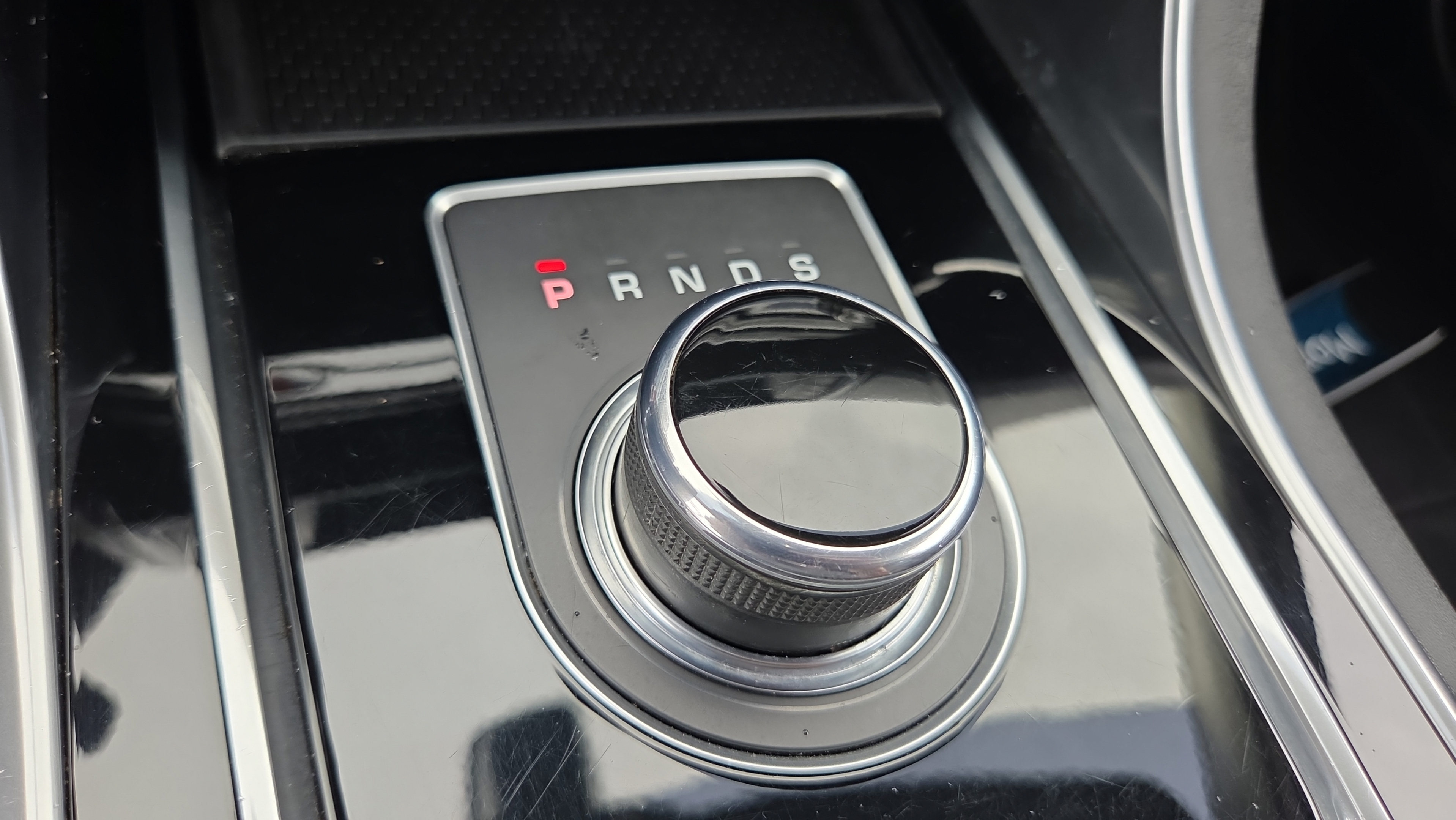 Used 2017 Jaguar XE Prestige RWD image 22