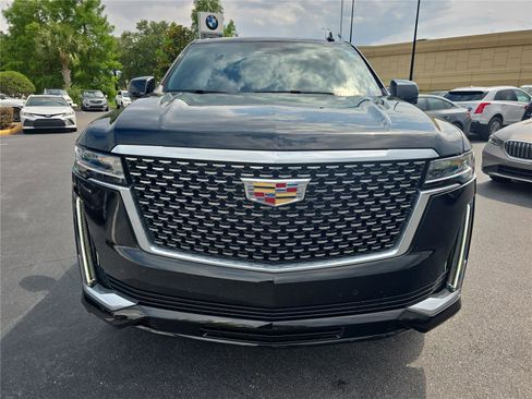 Used 2024 Cadillac Escalade ESV Premium Luxury w/ Performance Package AWD/4WD image 2