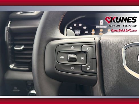 Used 2025 GMC Sierra 1500 AT4 w/ Technology Package image 24