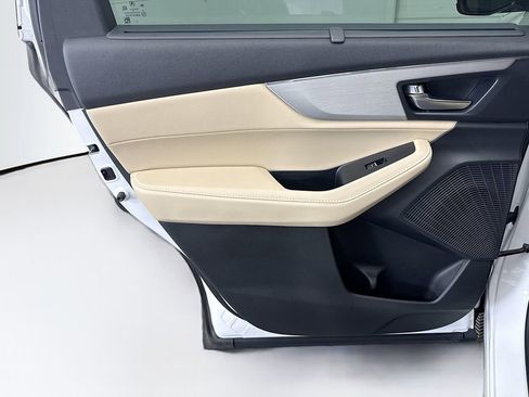 Used 2024 Acura MDX SH-AWD w/ Technology Package image 25